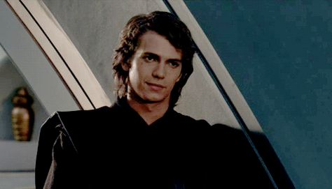 Featured image of post Anakin Skywalker Gif Hunt